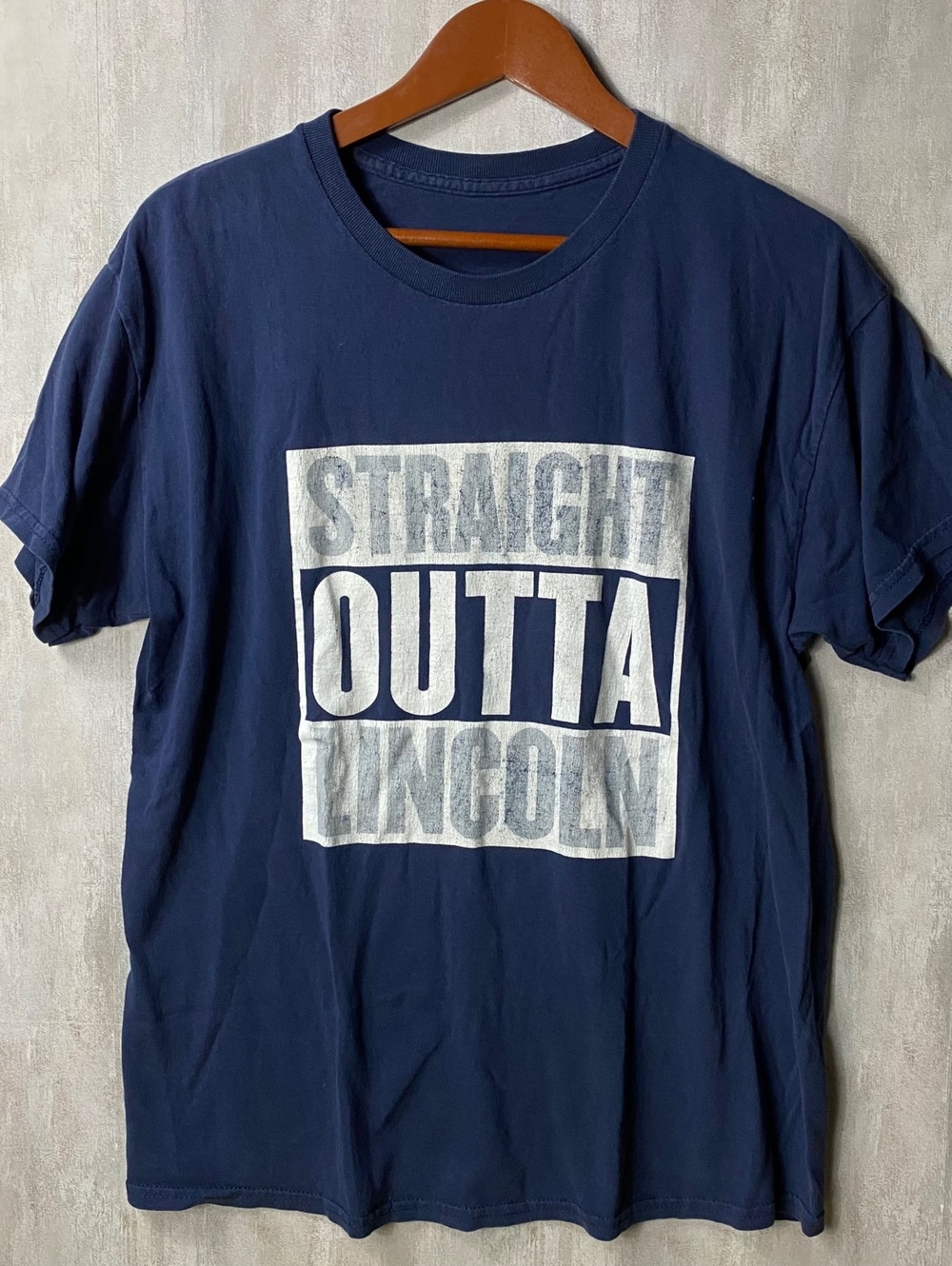 Vintage Style Straight Outta Lincoln Graphic Tee Mens L Navy Blue Streetwear
